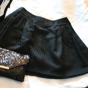 Textured Skirt by Jennifer Lopez Black Pleated 12